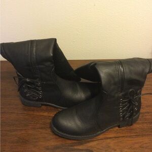 🎄🎅 Black Faux Leather Knee Boots